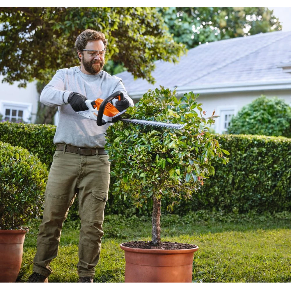 Kit Tosasiepi a Batteria STIHL HSA 40 con 2 Batterie e Caricabatteria - Image 5